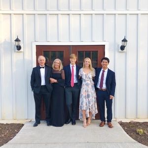 Meet your Posher, Lea